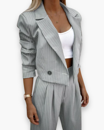 Costume pantalon stylé femme | Moderne et élégant