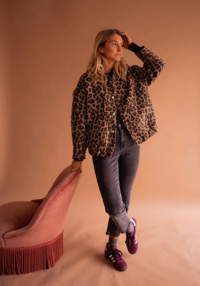 LEONA™ | La veste bomber léopard