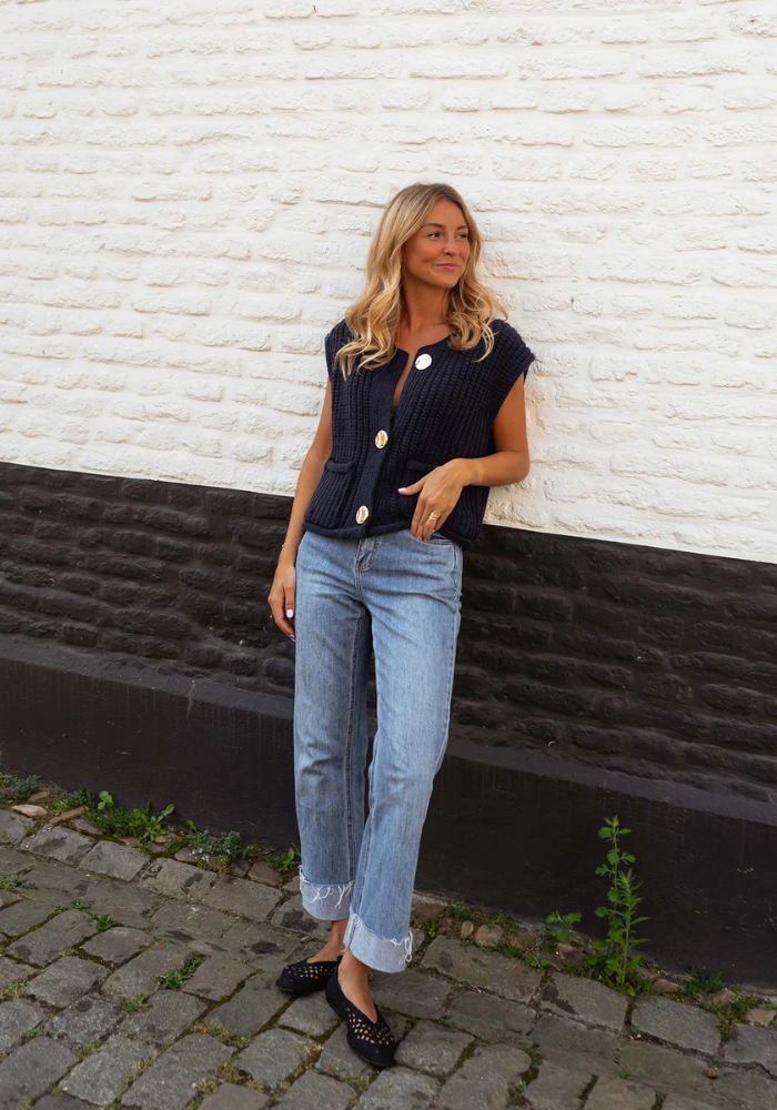 FENJA™ | LE GILET EN TRICOT CHIC POUR LE LAYERS