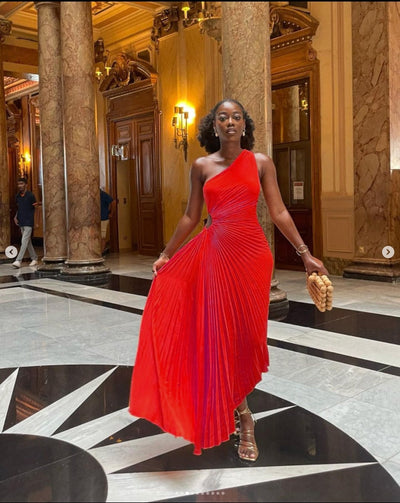 Regina - Robe Exclusive De Qualité Supérieure