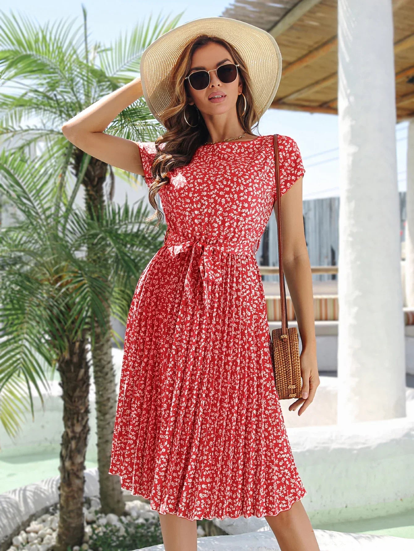 Anette | Robe tendance avec motif floral subtil