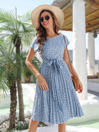 Anette | Robe tendance avec motif floral subtil