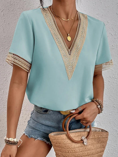 Davina | Blouse élégante avec des détails en dentelle luxueuse