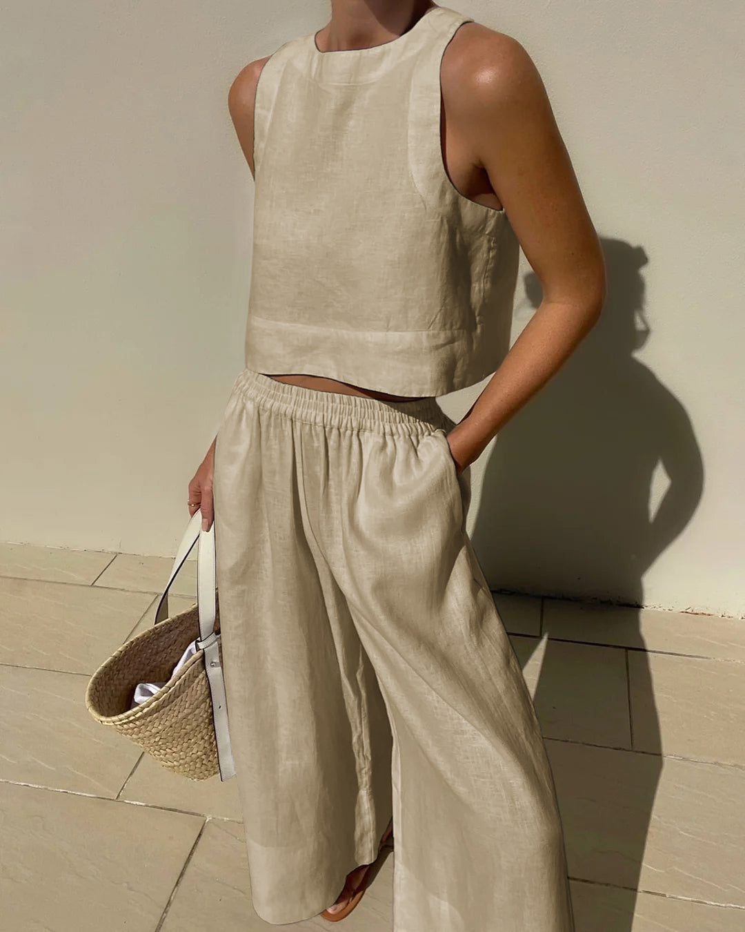 Mireille – Maxi-Robe Col V Fluide Avec Détails Féminins En Coton Naturel