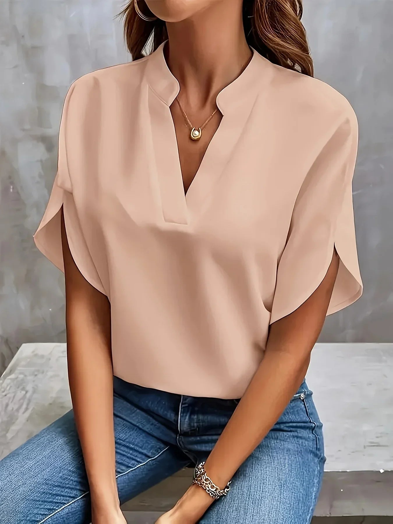 Thalia | Blouse élégante au coupe raffinée