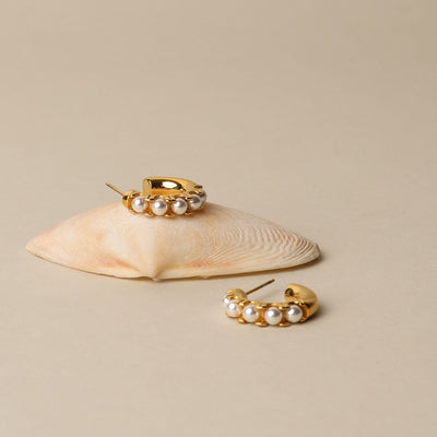 Mini Boucles d’Oreilles Huggies avec Perles