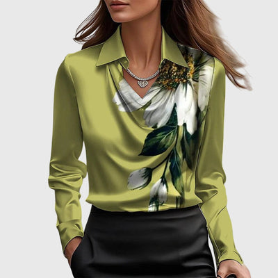 Sylvie | Blouse avec éclat luxueux et col plissé