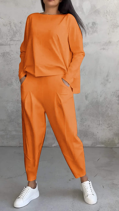 Ensemble estival femme décontracté avec pull ample et pantalon fuselé