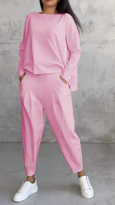 Ensemble estival femme décontracté avec pull ample et pantalon fuselé