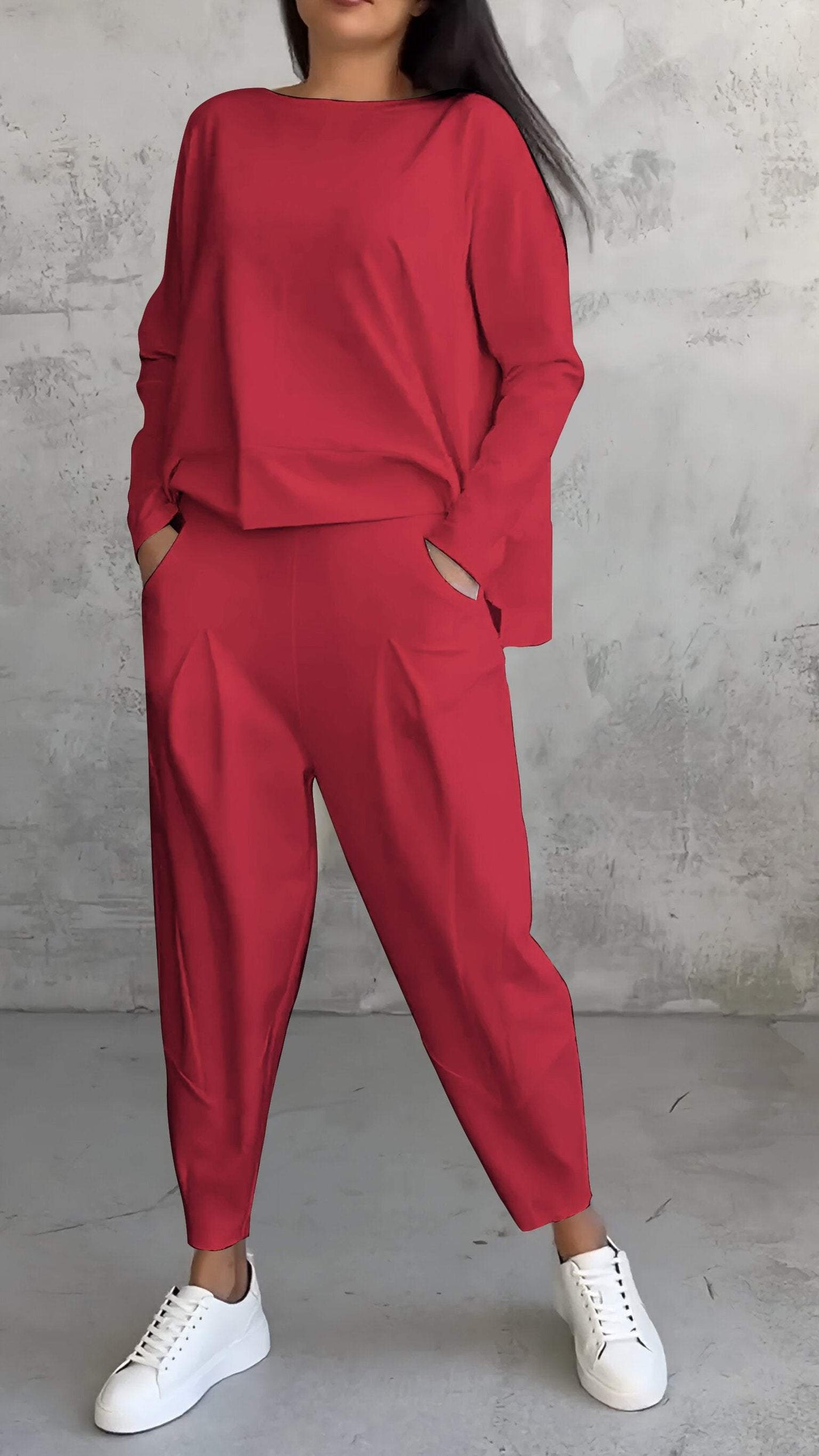 Ensemble estival femme décontracté avec pull ample et pantalon fuselé