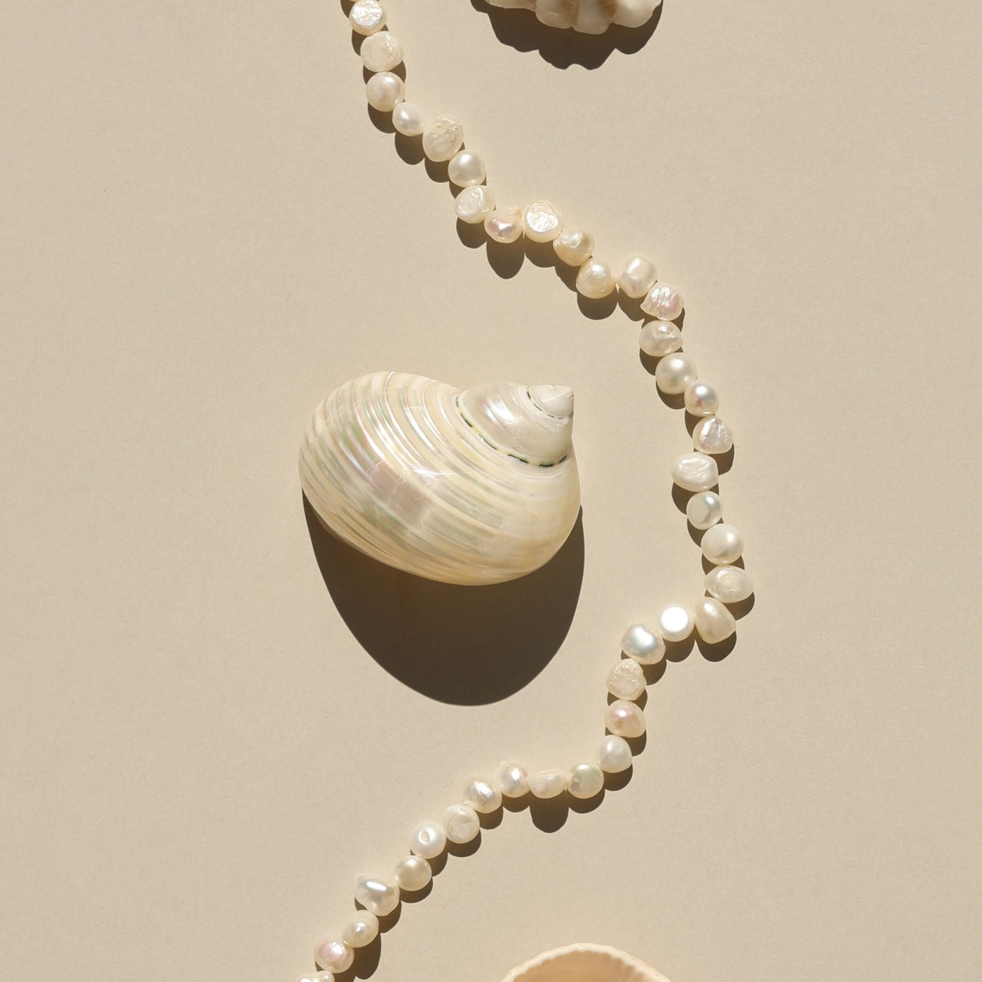Collier ras-du-cou perles d’eau douce