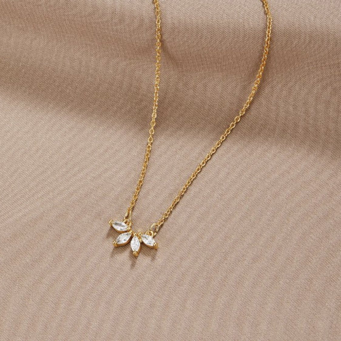 Collier Omelia Kristallblad