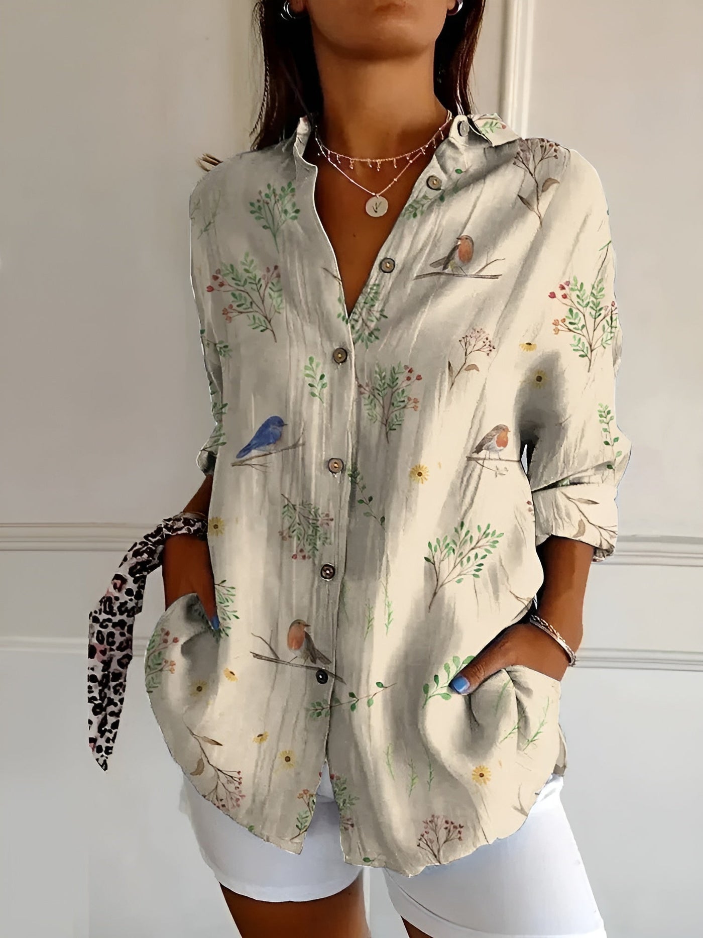 Avril | Blouse élégante avec des imprimés ludiques