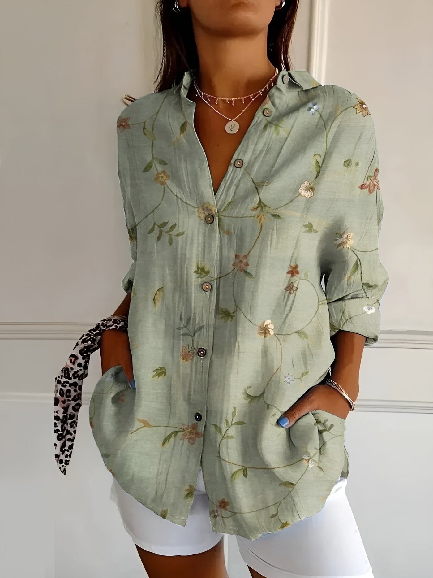 Avril | Blouse élégante avec des imprimés ludiques