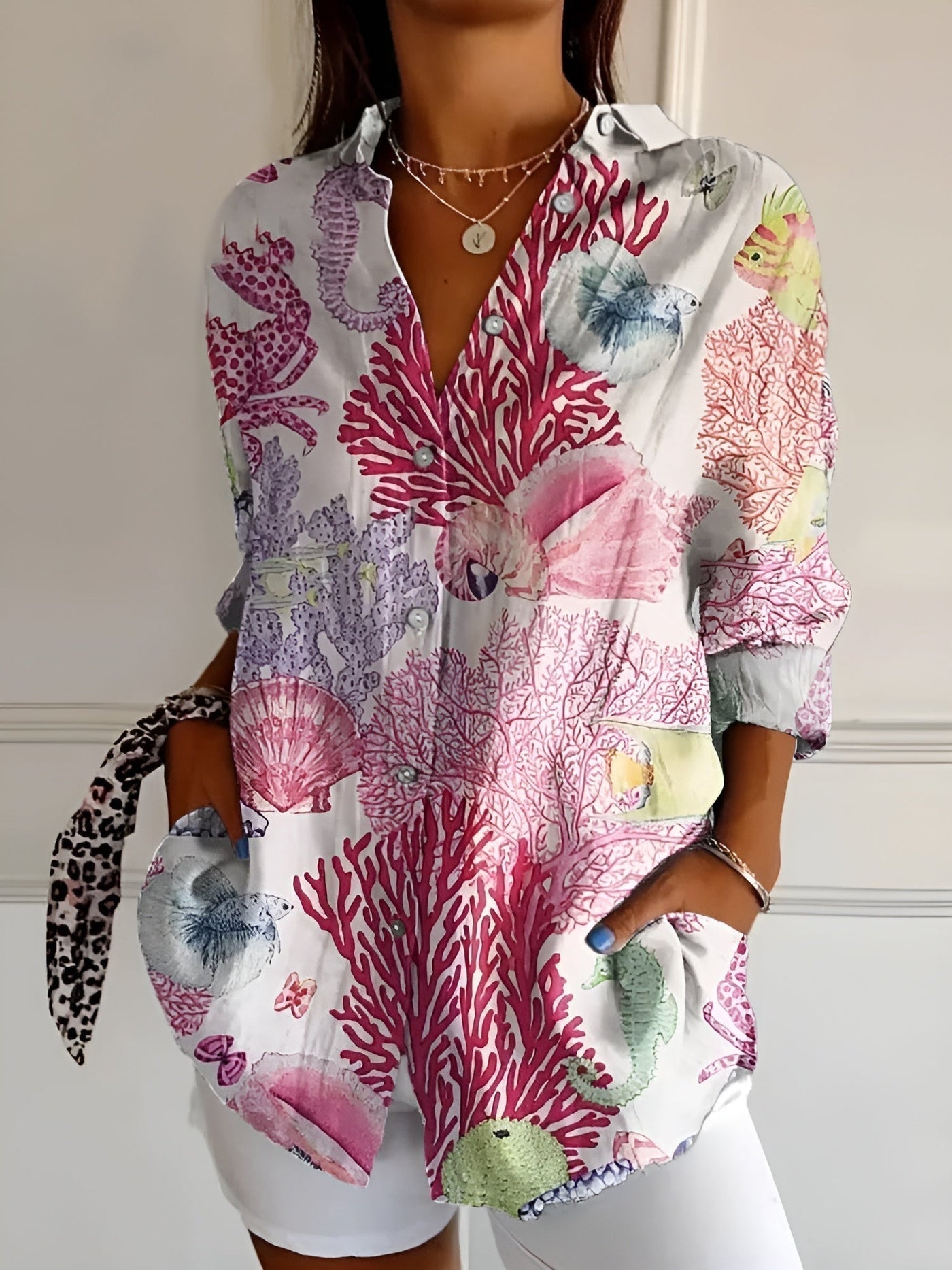 Avril | Blouse élégante avec des imprimés ludiques